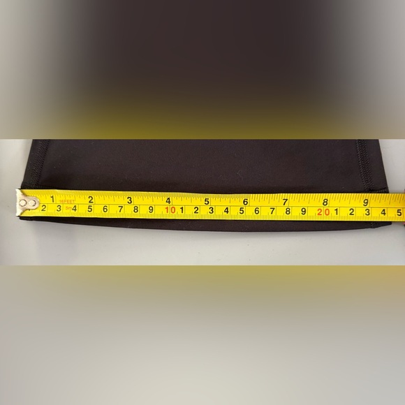 NWT Lululemon Align Asym Mini Flare 32”, Black, Size 8 - Picture 8 of 9